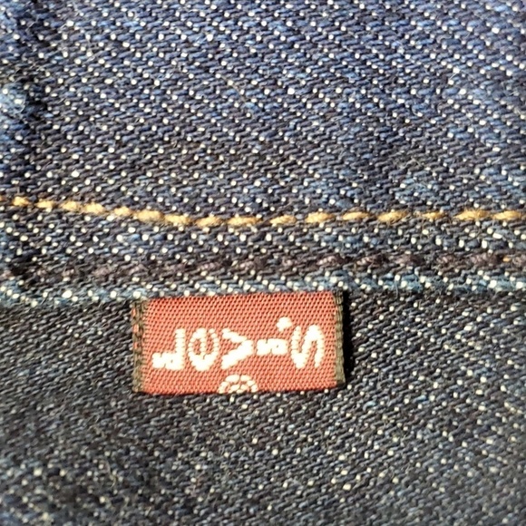 Levi's bold curve women's jean size 12/31  Great used condition Classic boot cut - Picture 9 of 9